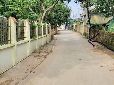 Bán đất sát khu công nghệ cao hoà lạc 72m2 5m full thổ cư tiền ô tô qua 1.35 tỷ 2