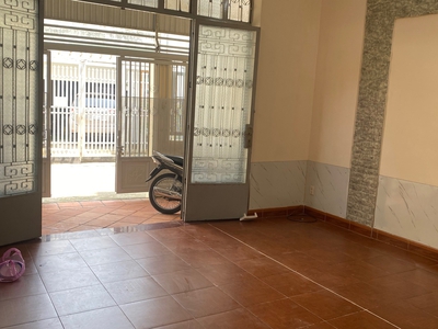 Cho thuê nhà nguyên căn DT:67m2 đường xe hơi, khu Nguyễn Thị Định, Q2 5