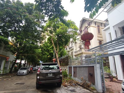 Biệt Thự Sân Vườn Mỹ Đình 1-200M2 Mặt Tiền 10M  Sân Vườn Khu Cây Xanh 34 Tỷ 5