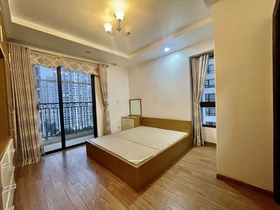 Gia đình cần bán căn góc 2pn t02 2