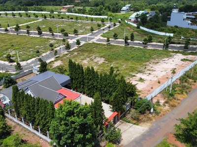 Đất nền biệt thự trung tâm thành phố Đồng Xoài - Bình Phước giá chỉ 7tr - 8tr/m2, số lượng có hạn 2