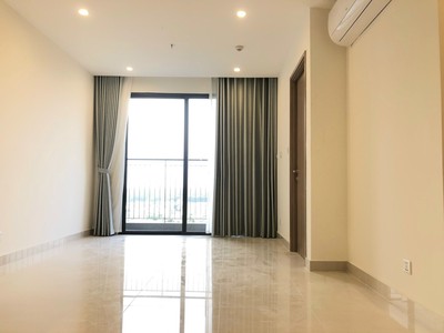 Cho thuê căn hộ chung cư 2PN2WC có nội thất và 3 máy lạnh ở Vinhome Grand Park quận 9 3