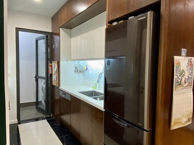Bán căn 2 ngủ 88m2 full đồ giá 4ty250 tại Imperia Sky Garden 7