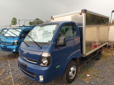 Xe kia k200 3