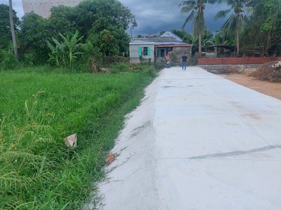 Chính chủ cần ra đi nhanh lô đất 1 sào 3, đường đổ bê tông, sạch sẽ, không gian thoáng mát 5