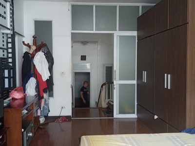 Cần bán gấp nhà mặt phố phú viên, 55 m2, 5t, giá chỉ nhĩnh 9 tỷ. 1