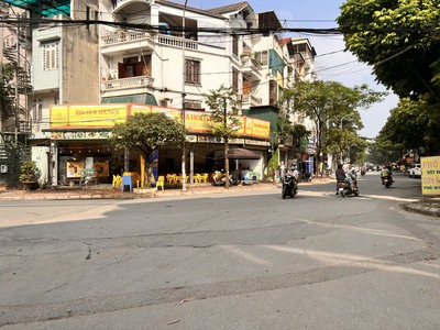 Ba đình, ngọc khánh, phân lô cán bộ - 2 thoáng - hiếm nhà bán,55mx4t, oto, giá chỉ 8,6 tỷ. 4