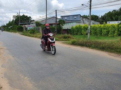 Đất Thổ cư mặt tiền khu tiện ích 0