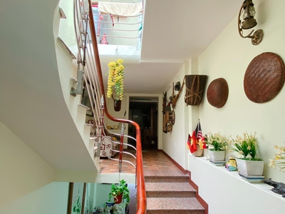 Bán nhà mặt phố nguyễn khuyến- đđ,dt60m2 x 5t,mt3m,giá 13.8 tỷ.sđcc 2