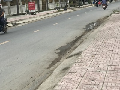 Bán nhà mặt tiền đường hùng vương gần cây xăng minh hớn. 0
