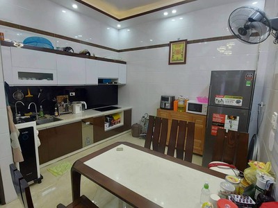 Bán nhà 4 tầng ngõ 69b miếu 2 xã 5