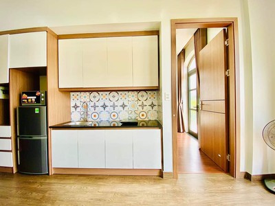 Cho thuê căn hộ 1 ngủ tách bếp tại Vinhomes Imperia 5