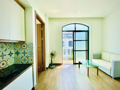 Cho thuê căn hộ 1 ngủ tách bếp tại Vinhomes Imperia 6