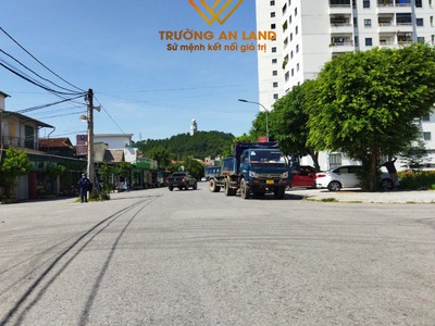 Siêu Phẩm ĐẤT DỰ ÁN 2 Mặt Tiền Mặt Đường Huỳnh Thúc Kháng, Bến Thủy. 1
