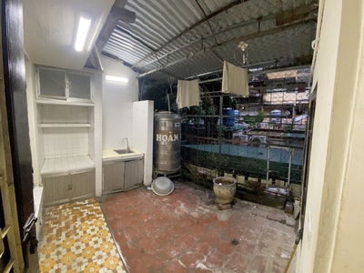 Cho thuê Phòng 206 Nhà A8 Khu tập thể Vĩnh Hồ 2