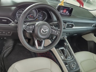 Cx5  2.0 luxury 2019 xe bssg chạy đc 6 vạn 4