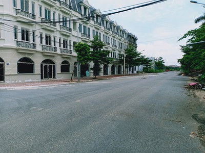 Bán lk lai xá sát trường đại học thành đô: 77m2 4 tầng phù hợp v.phòng, k.doanh,miễn tg. 1