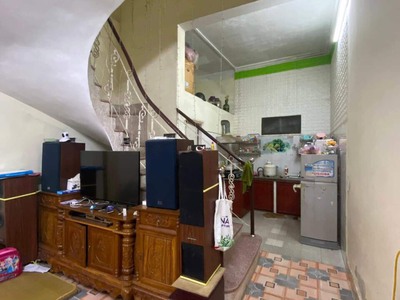 Bán nhà 2 tầng ngõ 213 thiên lôi 1