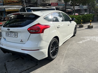Chính chủ cần bán lại Ford Focus 2018 bản cao cấp Sport S 2