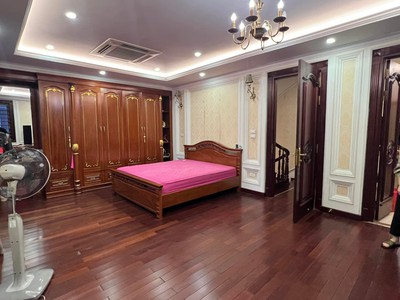 Bán gấp nhà  phố hào nam  55m x 5t  mt 4,8m  nhỉnh 5  tỷ kd văn phòng gần ôtô. 3