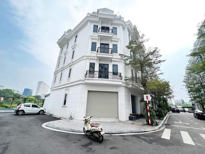 Bán nhà  liền kề kiến hưng luxury , 70m2, lô góc, kinh doanh tốt, giá 10.9 tỷ 0