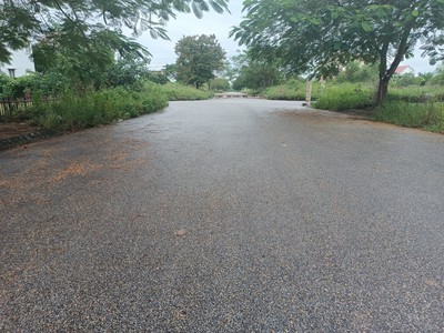 Tại anh dũng 8 dương kinh hải phòng. giá 2,x tỷ. 0