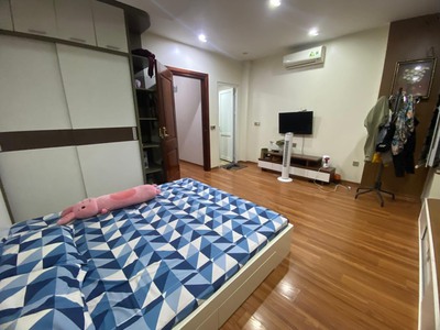 Bán nhà đấu giá kiến hưng hà đông 63m2, 5m tiền, 7.x tỷ. nhà đẹp hiếm bán. 4