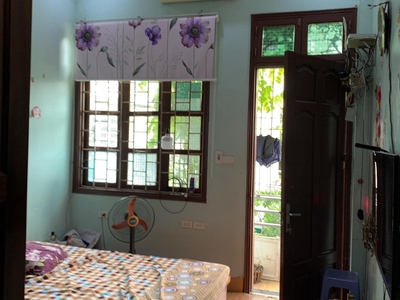 Bán nhà 99/110 Định Công Hạ, 41m2 ô tô qua nhà, kinh doanh, nhà đẹp ở luôn. 3