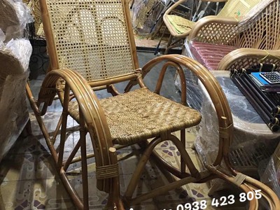 Ghế mây thư giãn bập bênh ngồi đọc sách 1