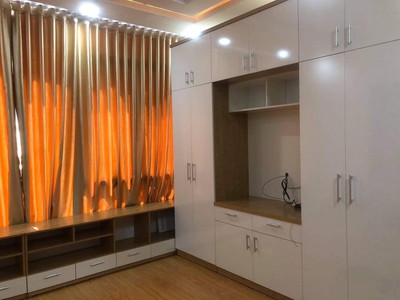 Bán nhà khu ngã tư vạn phúc hà đông ô tô đỗ gần nhà cách ngã tư vạn phúc 100m nhà đẹp dân xây tặng 4