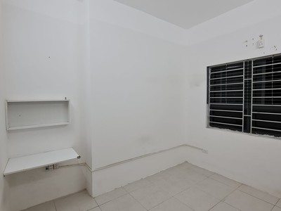 Chính chủ Bán ngay CH tầng 12 - 2PN, ban công đông nam cực thoáng mát tòa CT12 Kim Văn Kim Lũ 2