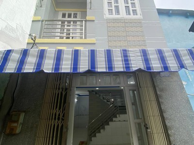 Hàng hiếm tân phú - ngay khu tô hiệu -  43m2 - 3 tầng - 3pn -  hxh - chỉ 3.8 tỷ 2