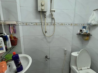 Hàng hiếm tân phú - ngay khu tô hiệu -  43m2 - 3 tầng - 3pn -  hxh - chỉ 3.8 tỷ 4