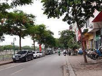 Nhà 95m2  mặt phố kim giang chỉ 16 tỷ - 2 bước ra nguyễn xiển - 2 vỉa hè kinh doanh đỉnh 0
