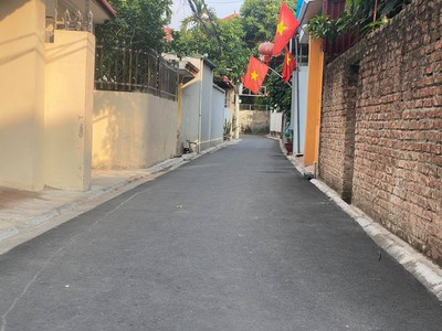 Chủ nhà cần bán gấp 78m2 đất Đa Tốn đường ô tô vào đất giá 40tr/m2 0
