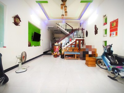 Mặt tiền phạm như xương, nhà mới, dt 260m2, 3 tầng, giá đầu tư 1