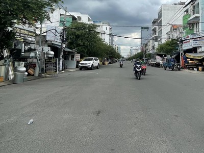 Thanh lý giá treo quần áo và kệ đa năng 405