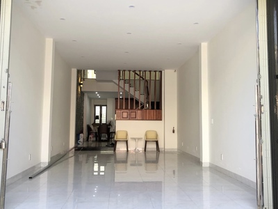 Mình cần bán nhà 3 tầng mặt tiền Lê Thanh Nghị, DTĐ 83m, Hải Châu 0