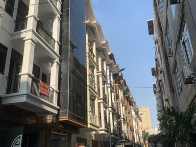 Cho thuê văn phòng,trụ sở cty,phòng khám ,spa...Nhà liền kề 5 tầng-CT6 Xala-DTSD 400m2-Giá 8 triệu 2