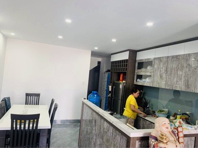 Bán tòa căn hộ khu nam việt á gồm 5 tầng giao với đường lê văn hiến thu nhập ròng 600tr/năm 1