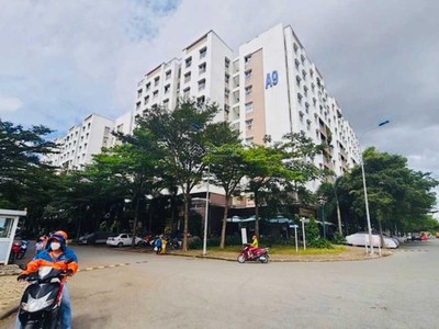 Bán Lô Góc 2MT Trong KDC Hiện Hữu Cách Võ Văn Kiệt 300m, Sổ Riêng, TIện Kinh Doanh 1