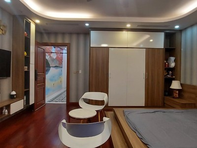 Bán rẻ tòa biệt thự nguyễn trãi, thanh xuân 190m x 4t, mt 10m, vỉa hè,ô tô tránh. giá 24 tỷ 3