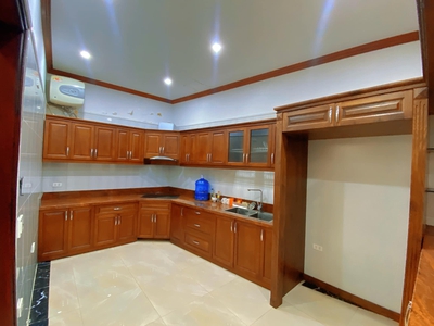 Bán biệt thự - cầu giấy - lô góc - mặt tiền rộng - 130m2 - ô tô tránh - kinh doanh 2