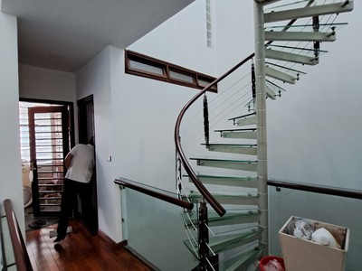 Bán biệt thự mỹ đình, đường hàm nghi. dt 130m2 giá 25 tỷ. có thương lượng 0