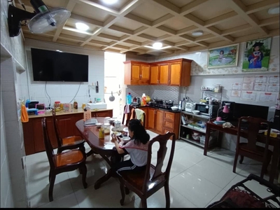 Cần bán gấp nhà mặt tiền  kinh doanh đỉnh,quận 12,105m2,3 tầng BTCT,với 7 pn,chỉ 6,6 tỷ. 3