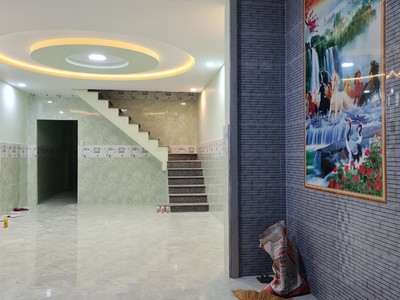 Nhà chính chủ sổ hồng riêng mua vào ở liền Dt 133 2