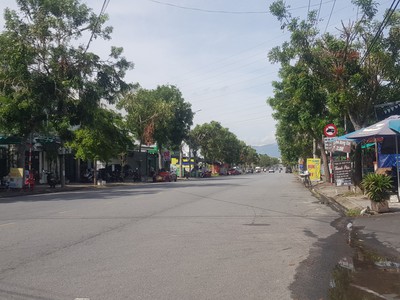 Cho thuê đất 162m2 ngang 10 đường  Bùi Tá Hán, thích hợp kinh doanh, buôn bán 1