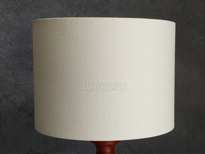 Đèn bàn phong cách cổ điển giá tốt 2