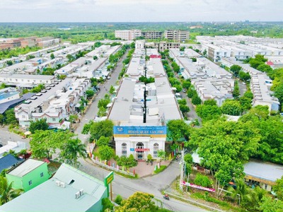 Biệt thự phố - 2 tỷ, kdc phú quý -  trung tâm q cái răng, dt 6,3x11m, đường ô tô 12m, sổ hồng riêng. 0