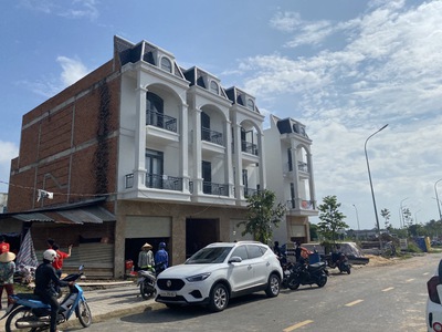 Quá rẻ ! Chỉ cần 1.5ty sở hữu ngay nhà 1trệt 2 lầu dọn vào ở ngay 3